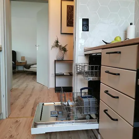 Up Wulkje21 Neu Renovierte Wohnung Mit Pkw Stellplatz Эмден Экстерьер фото
